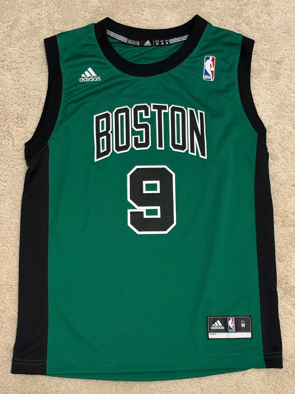 Vintage Adidas Boston Celtics Rajon Rondo Alternate Jersey (Kids Size M)